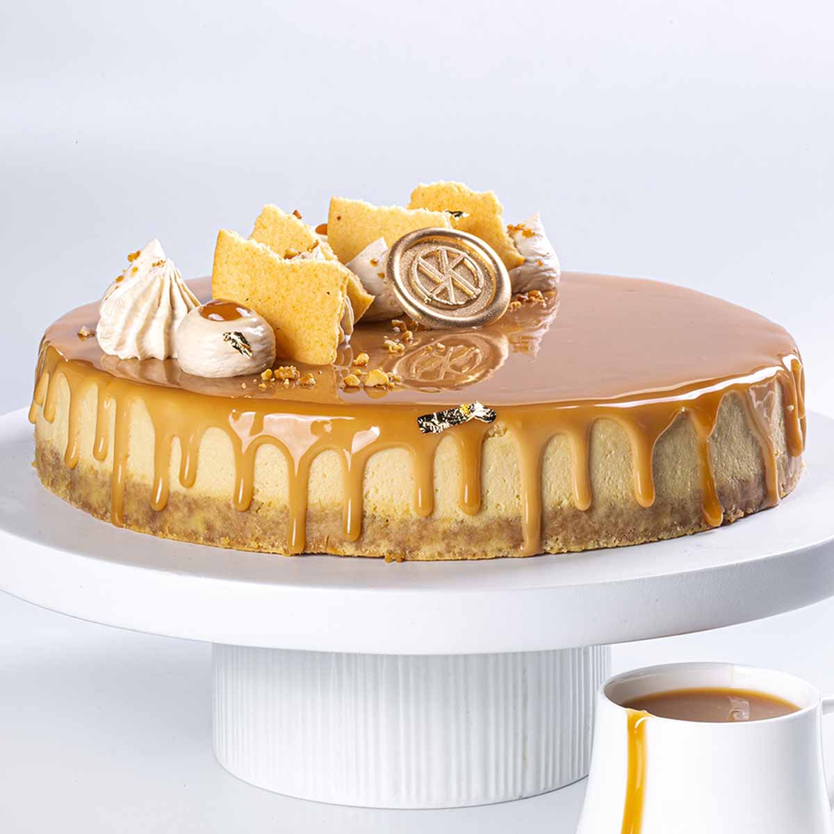 Caramel Cheesecake Cake